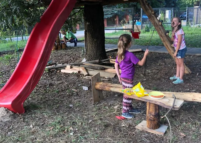 Вилла Modern 4 Bedroom Near Warsaw Parking/wifi/200m2